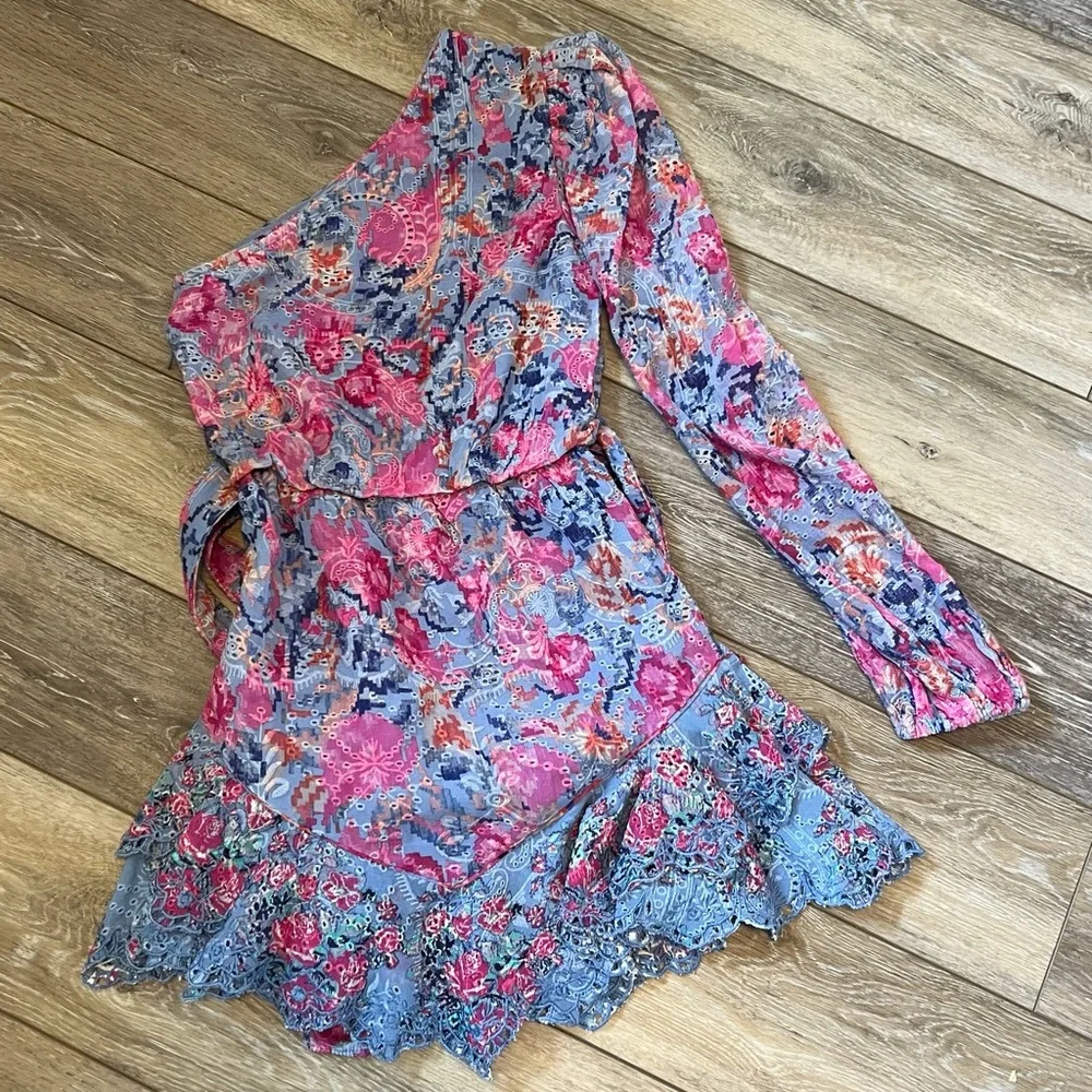 HEMANT & NANDITA Vibrant Pink and Blue One-Shoulder Mini Dress - Picture 6 of 12